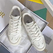 Christian Dior Star sneakers in white calfskin and suede calfskin - 3