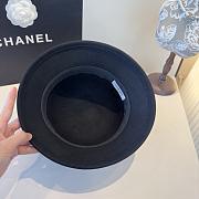 Chanel wool hat in black - 2