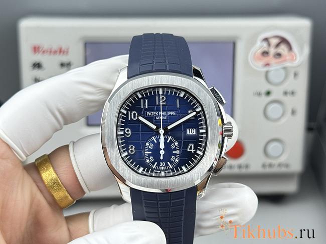 Patek Philippe Aquanaut Chronograph 5968G-001 Blue Dial 42 mm - 1