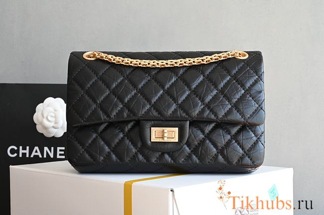 Chanel 2.55 Reissue Flap Bag in black with gold hardware 24cm - 1