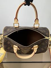 Louis Vuitton Speedy Bandoulière 25 handbag M46977 - 5