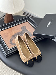  Chanel ballet flats are beige suede  - 4