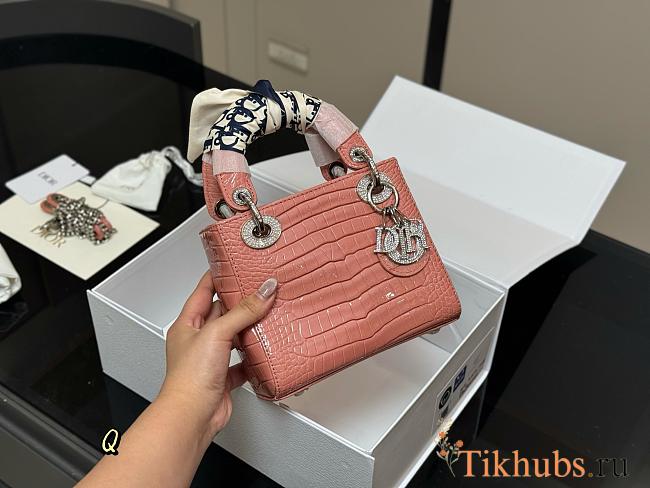 Christian Dior Small Lady Dior handbag in light pink python skin and 17 cm - 1