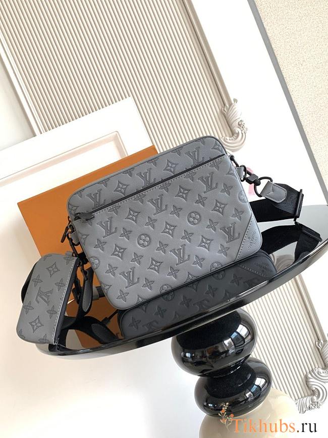Louis Vuitton Trio Messenger bag M46603 25x18.5x7 cm - 1