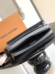 Louis Vuitton Trio Messenger bag M46603 25x18.5x7 cm - 3