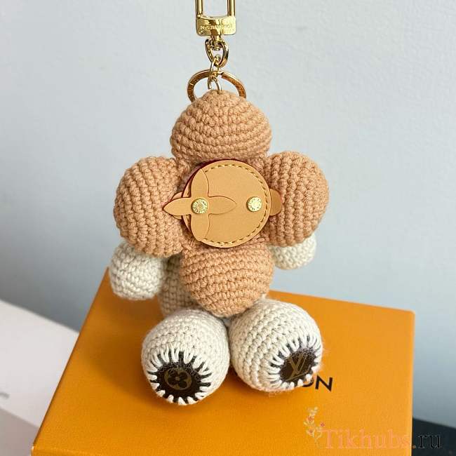 LV charm 03 - 1