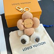 LV charm 03 - 5