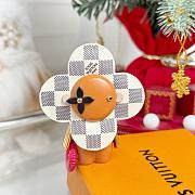 LV charm 02 - 4