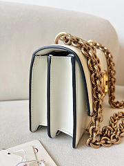 Valentino Garavani Vain shoulder bag in white color 19.5x13x7 cm - 6