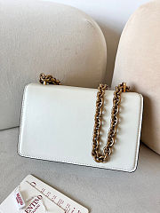 Valentino Garavani Vain shoulder bag in white color 19.5x13x7 cm - 5