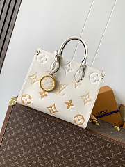 Louis Vuitton OnTheGo MM tote in the Cream Saffron colorway 34x26x13 cm - 1