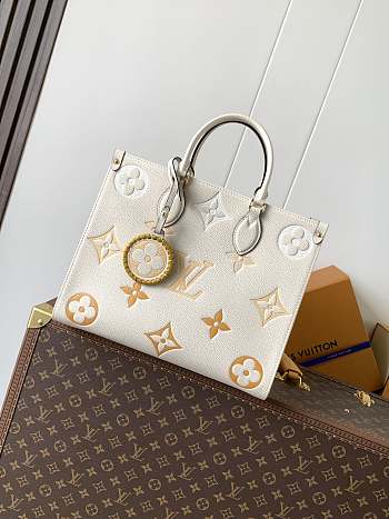 Louis Vuitton OnTheGo MM tote in the Cream Saffron colorway 34x26x13 cm