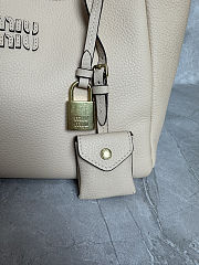 Miu Miu leather tote bag in powder beige color featuring gold-tone hardware 25.5x20x13 cm - 4