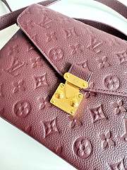 Louis Vuitton Pochette Métis East West bag in Monogram Empreinte leather 25×19×7cm - 6