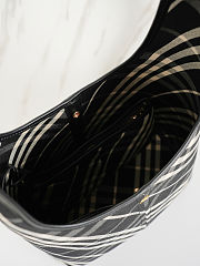 Burberry Canvas Check Large Shoulder Bag Black Calico 27.5 x 16 x 29 cm - 6