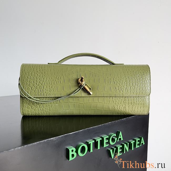 Bottega Veneta Andiamo Crocodile Clutch Matcha Bag 31x13x3cm - 1