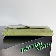 Bottega Veneta Andiamo Crocodile Clutch Matcha Bag 31x13x3cm - 3