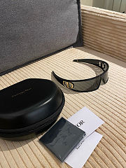 Dior VeryDior M1U Glasses - 6