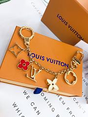 Louis Vuitton Fleur de Monogram bag charm - 1