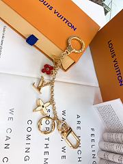 Louis Vuitton Fleur de Monogram bag charm - 3