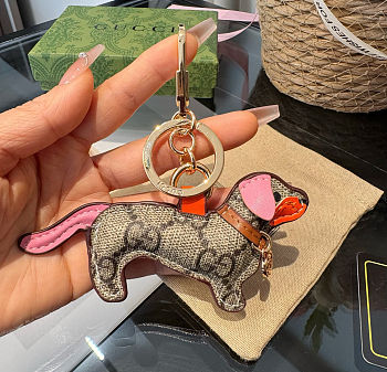 Gucci Dog-shaped bag pink charm 
