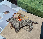 Gucci Dog-shaped bag pink charm  - 5