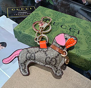 Gucci Dog-shaped bag pink charm  - 3