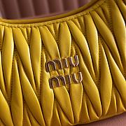 Miu Miu Wander Bag Matelasse Nappa Yellow 23x13x7cm - 4