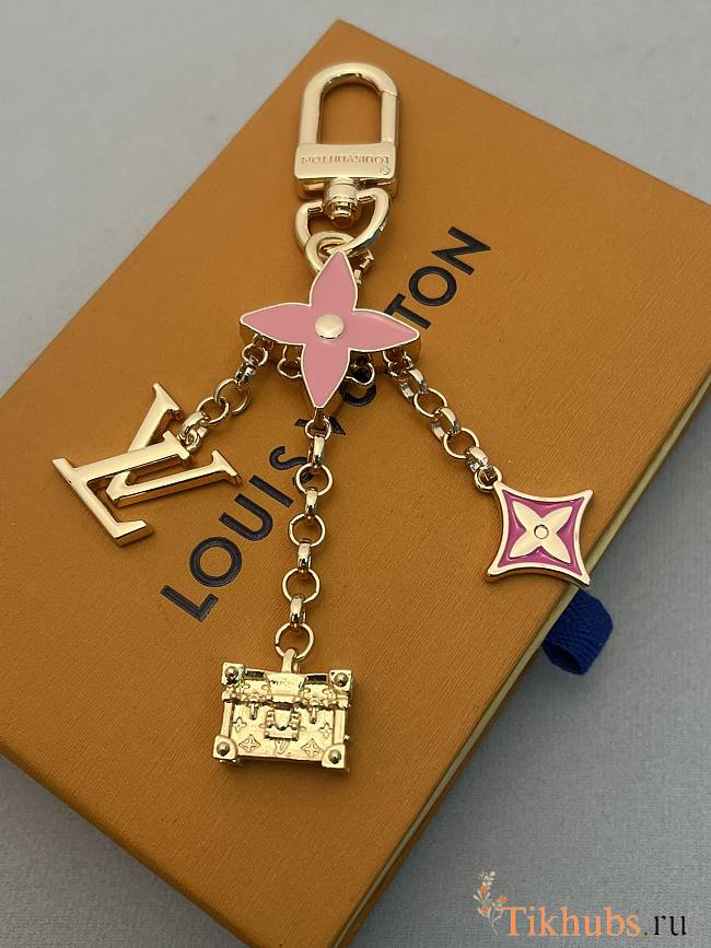 LV charm 08 - 1