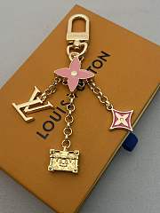 LV charm 08 - 6