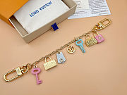 LV charm 09 - 4