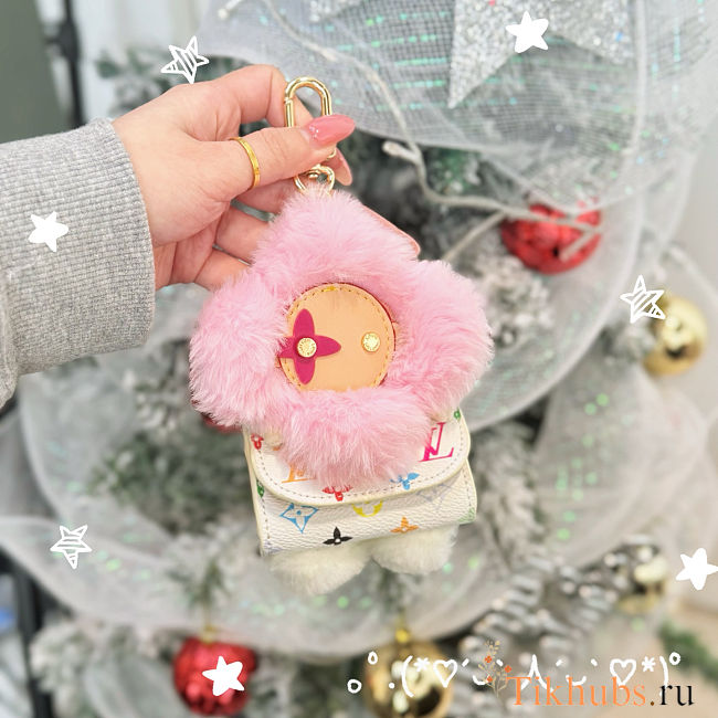 LV charm 11 - 1