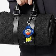  Louis Vuitton Bag Charm Vivienne Snowboard  - 6