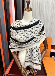 Louis Vuitton Bejeweled Scarf 100x200cm - 4