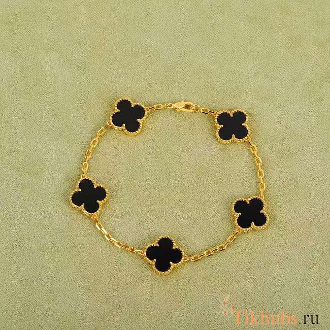 Van Cleef & Arpels Vintage Alhambra 5 black Motifs Bracelet - 1