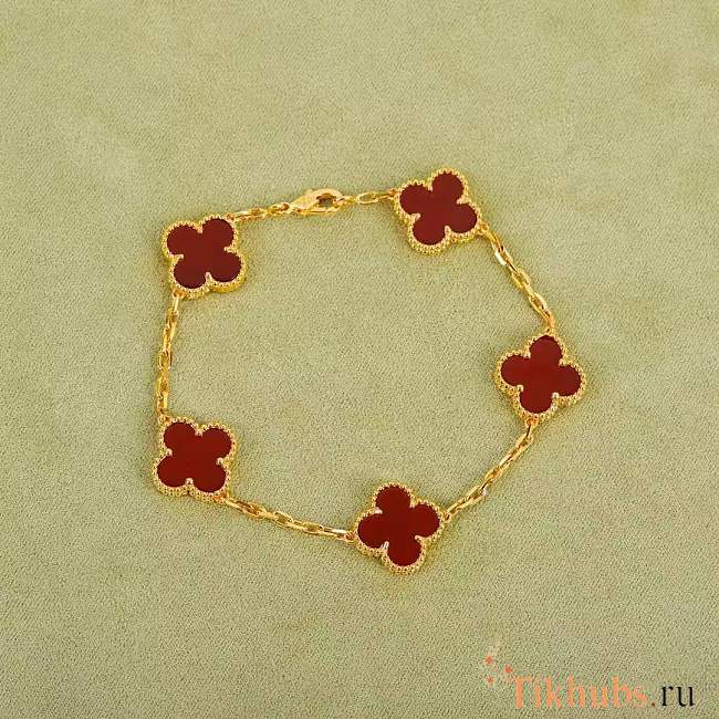 Van Cleef & Arpels Vintage Alhambra Red Motifs Bracelet - 1