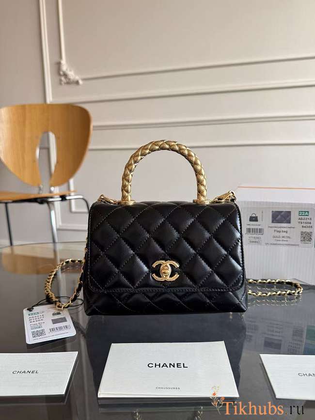 Chanel Mini Coco Handle Bag 19×13×9cm - 1