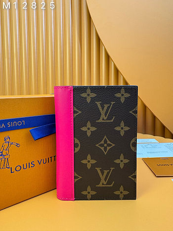 Louis Vuitton Passport Cover Colormania Fuchsia 10x14x2.5cm