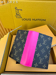 Louis Vuitton Passport Cover Colormania Fuchsia 10x14x2.5cm - 4