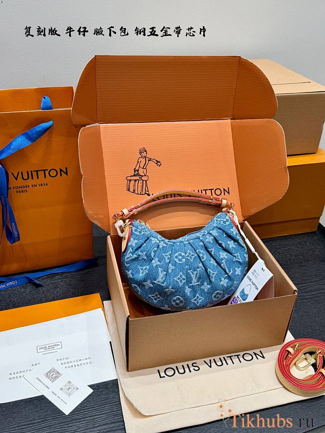 Louis Vuitton Pochette Valley Monogram Denim Blue Bag  - 1