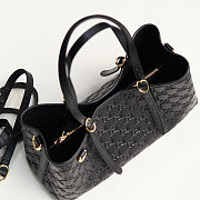 Gucci Gg Emblem Large ToteBag, Leather in Black 31x18x11cm - 5