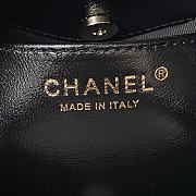 Chanel 31 Mini Shopping Bag 17.5×20.5x4cm - 4