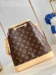 Louis Vuitton Petit Noé Brown 27 x 21 x 27cm - 2