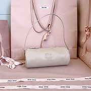Miu Miu logo-embossed Leather Pouch Bag  22 x 9 x 9 cm - 1