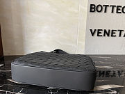 Bottega Veneta Men's BV Crossbody Bag 27x17x7cm - 6