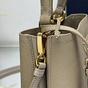 Prada Panier mini Saffiano leather bag 18×17×10.5cm! - 3