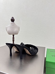 Bottega Veneta Blink mules in black leather with a twisted intrecciato 1.5cm - 3