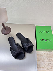 Bottega Veneta Blink Intrecciato leather slides in black - 1