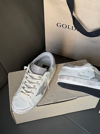 Golden Goose Super-Star sneakers in white GWF00101