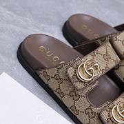 Gucci Women's sandal with Double G in darkbrown GG  - 6